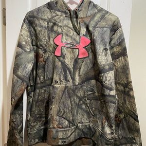 under armor camo hoodie